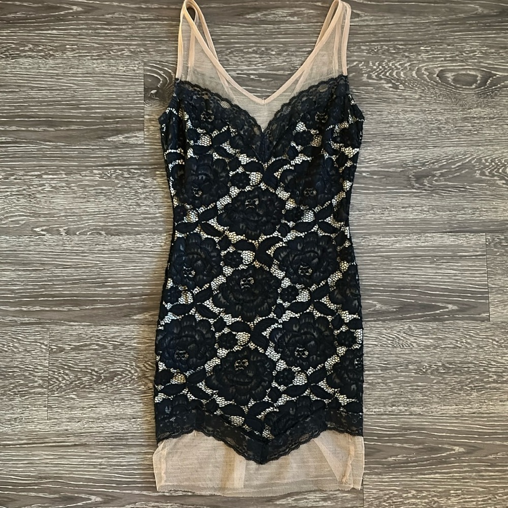 Black lace dress - mini
